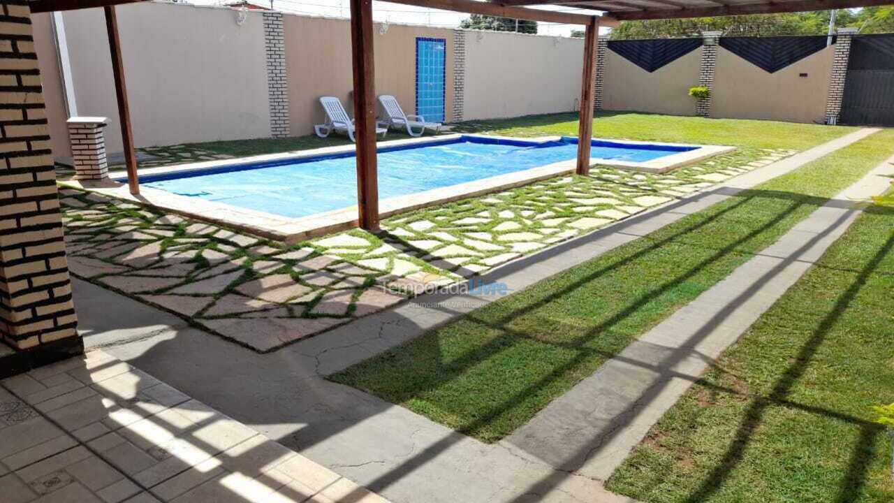 Casa para aluguel de temporada em Planaltina (Proximo A Lagoa Formosa)