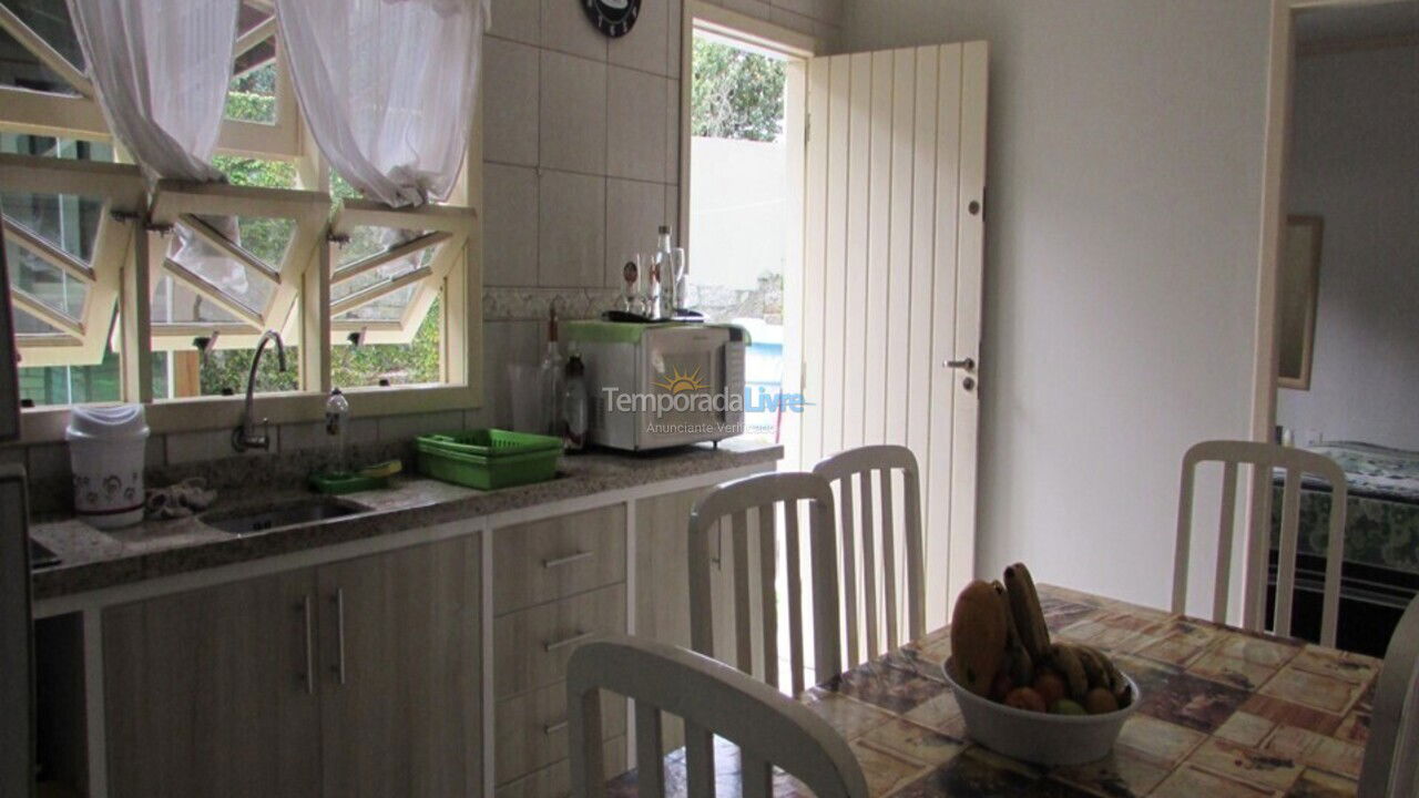Casa para alquiler de vacaciones em Florianópolis (Ponta das Canas)
