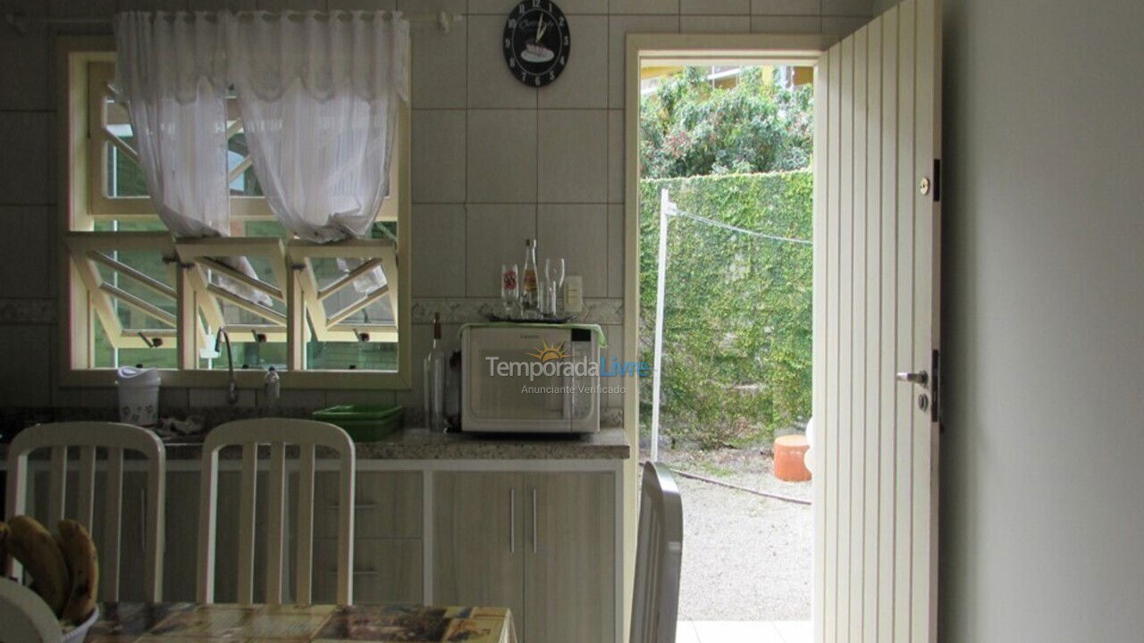Casa para alquiler de vacaciones em Florianópolis (Ponta das Canas)