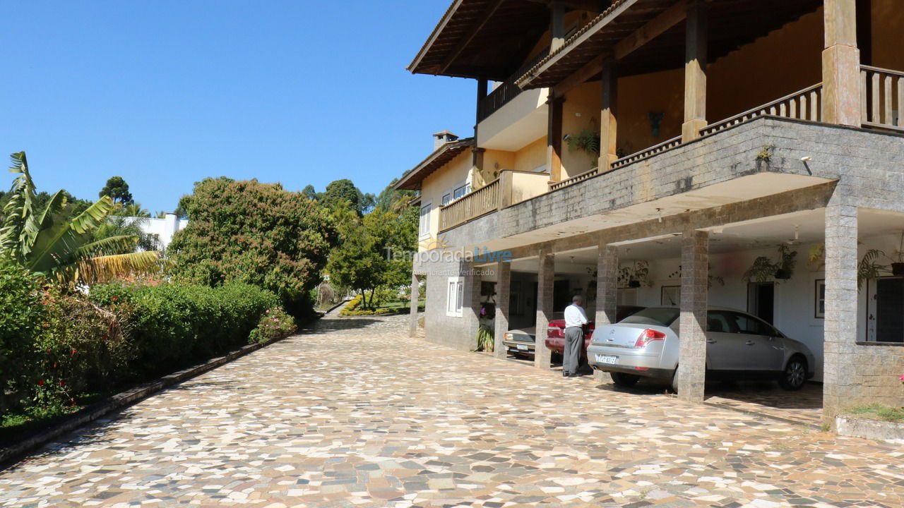 Casa para alquiler de vacaciones em Mairinque (Condomínio Vale do Sol)