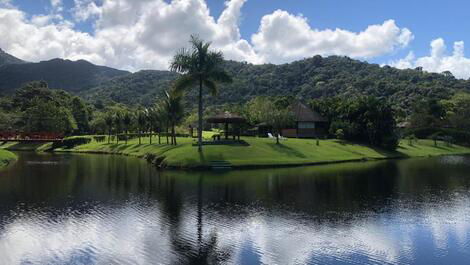 Chalets con encanto en el condominio COM Golf, mar y montaña