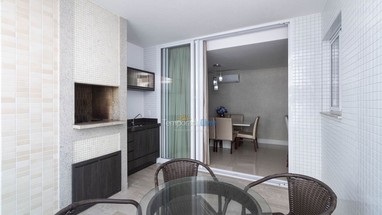 Apartamento para aluguel de temporada em Bombinhas (Praia de Bombas)