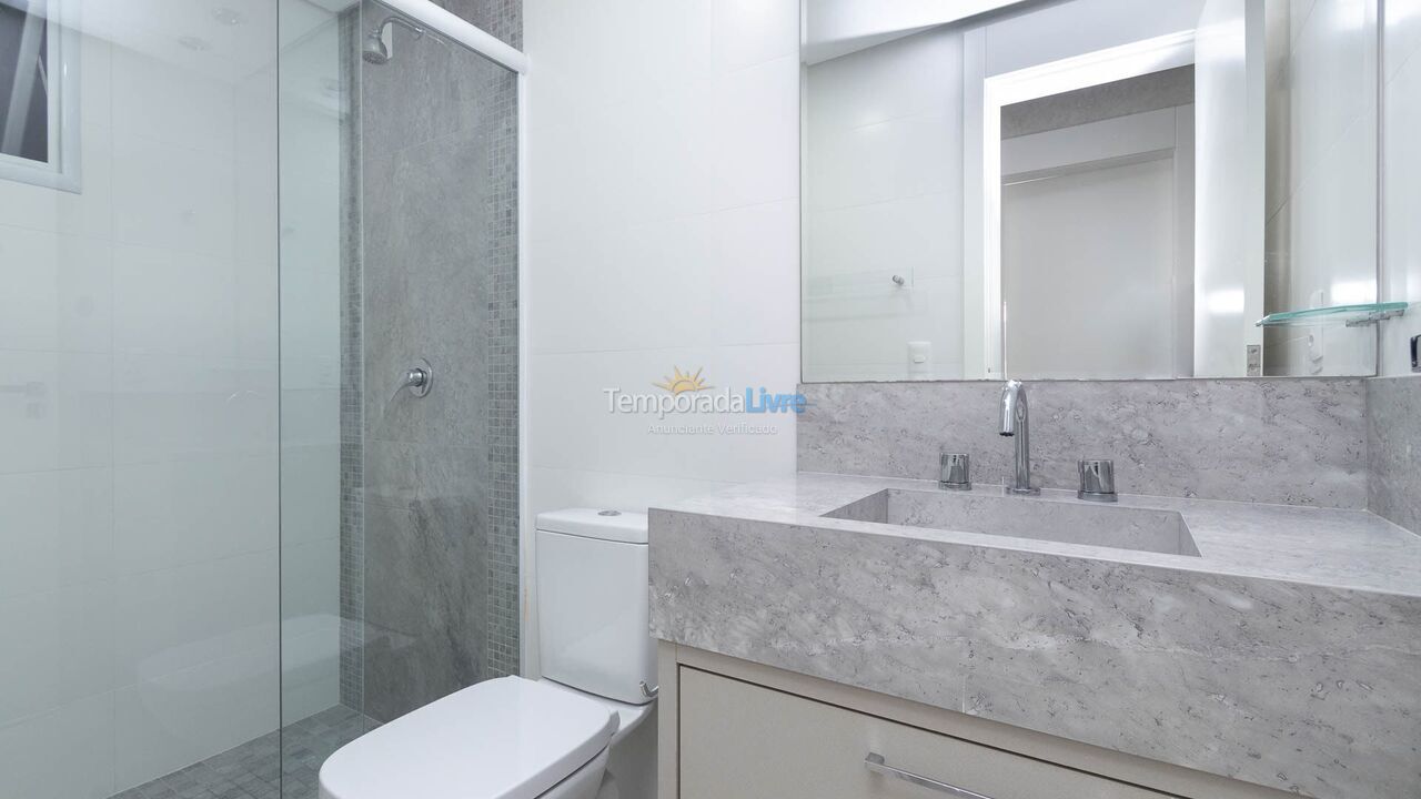 Apartamento para aluguel de temporada em Bombinhas (Praia de Bombas)