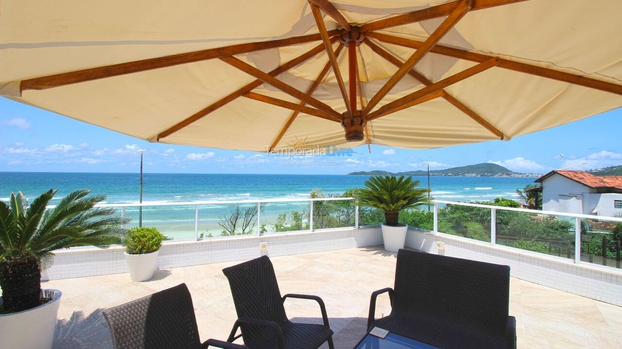 Apartamento para aluguel de temporada em Bombinhas (Praia de Bombas)