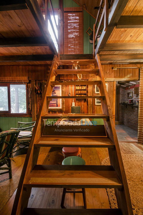 Casa para alquiler de vacaciones em Garopaba (Praia do Siriu)