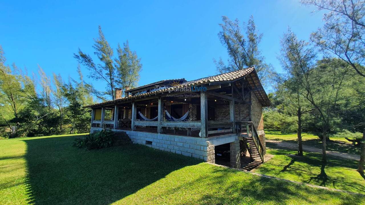 Casa para alquiler de vacaciones em Garopaba (Praia da Ferrugem)