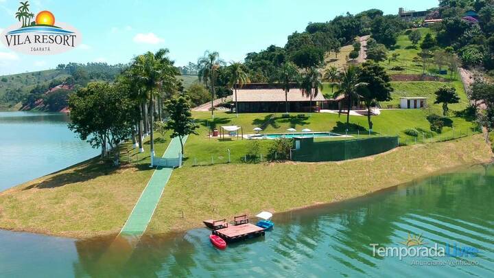 Casas à venda na Rua do Trinta - Réis em Florianópolis, SC - ZAP