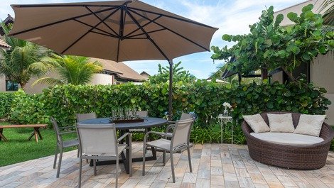 Bungalow Nui Pré Beira-mar with 4 suites + Services