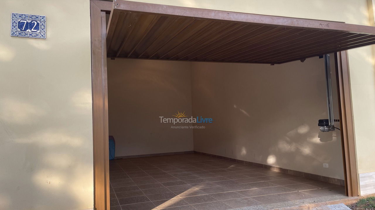 Casa para aluguel de temporada em Ubatuba (Praia da Santa Rita)