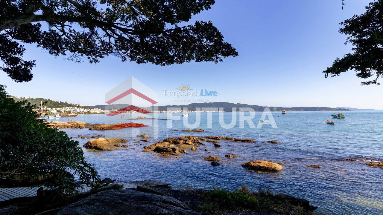 Casa para aluguel de temporada em Bombinhas (Praia da Lagoinha)