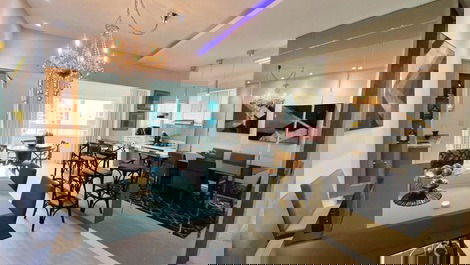 Ed. Mar Egeu: 2 quartos / churrasqueira / ar condicionado / wifi