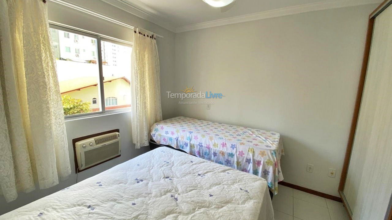 Apartamento para aluguel de temporada em Balneário Camboriú (Centro)