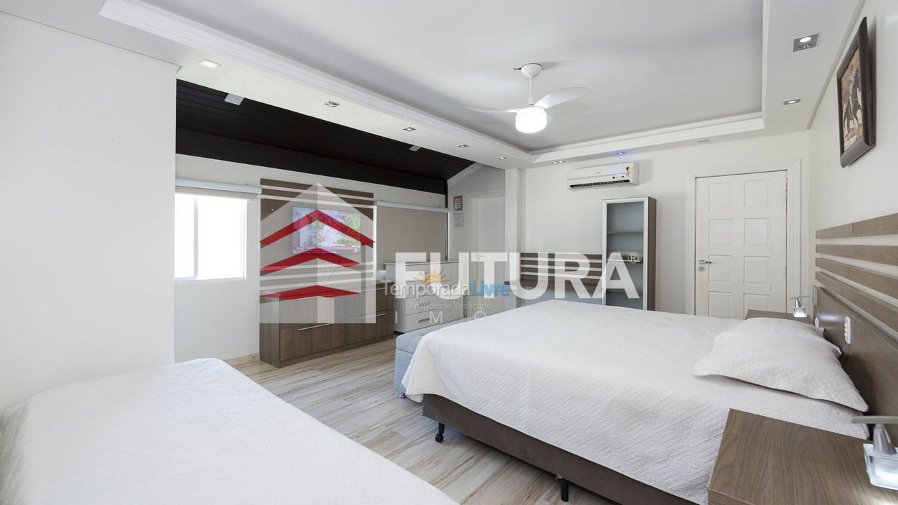 House for vacation rental in Bombinhas (Praia de Bombas)