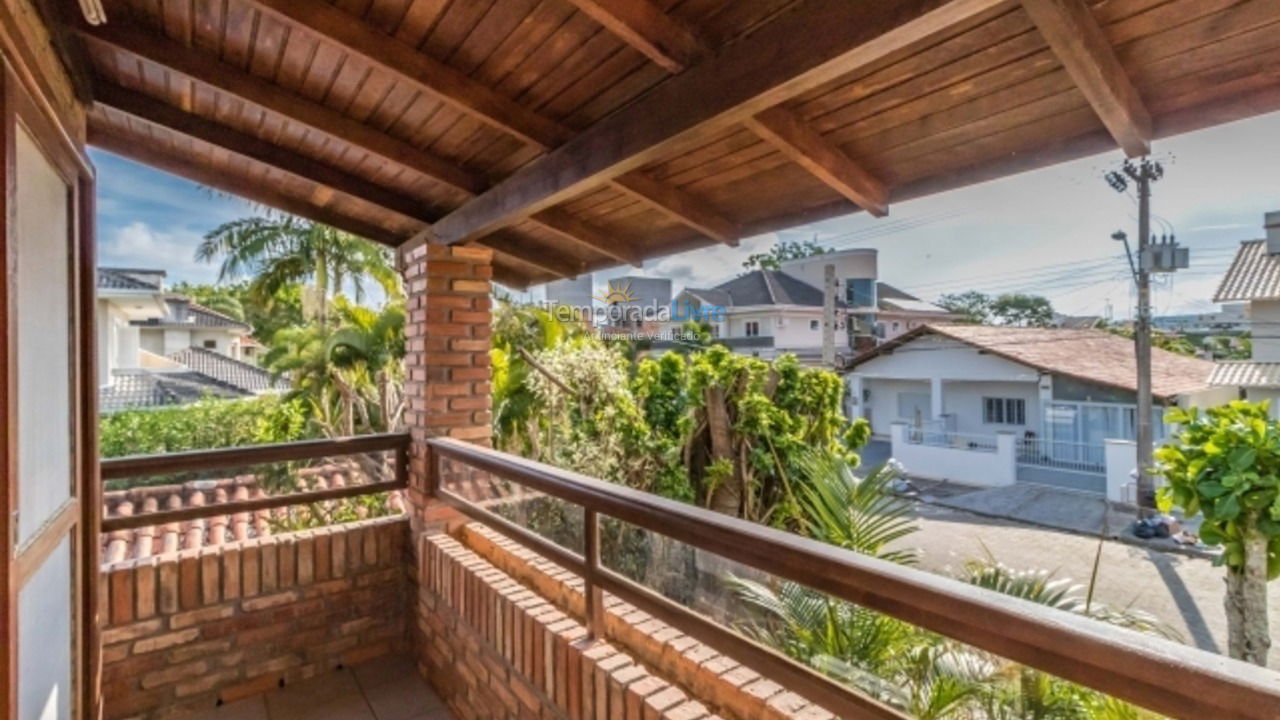 House for vacation rental in Florianópolis (Jurere Tradicional)