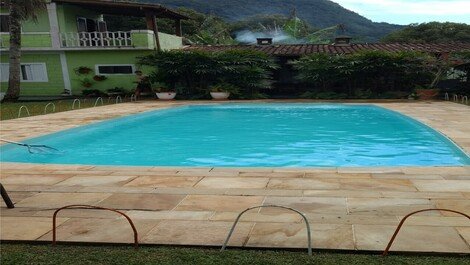 Ubatuba 80 meters from the sea, with 4 bedrooms and swimming pool