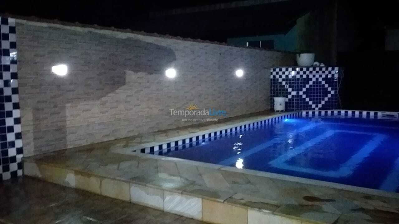 Casa para aluguel de temporada em Bertioga (Condominio Morada da Praia)