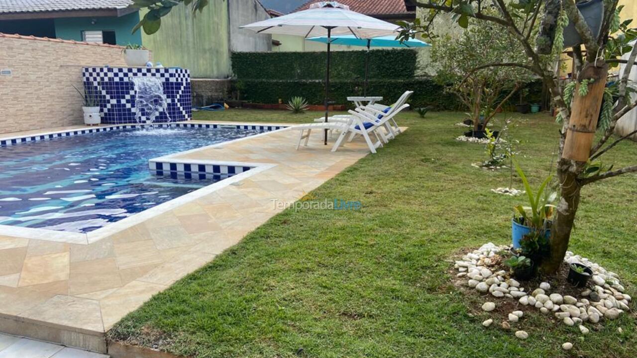 Casa para alquiler de vacaciones em Bertioga (Condominio Morada da Praia)