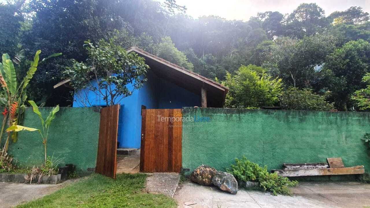 Casa para aluguel de temporada em Ubatuba (Saco da Ribeira)