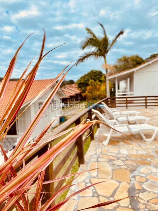 Casa para alquiler de vacaciones em Imbituba (Praia do Rosa)