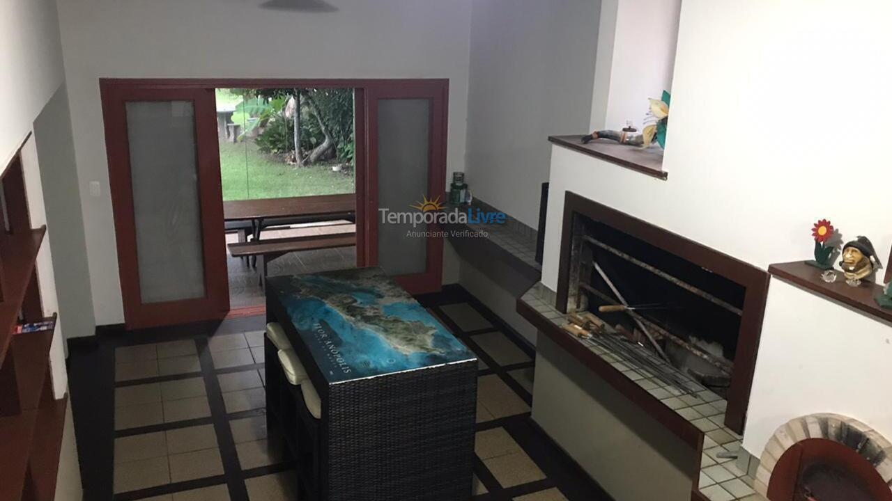 House for vacation rental in Florianópolis (Praia Brava)