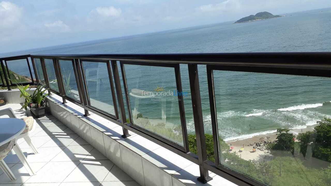 Apartamento para aluguel de temporada em Guarujá (Praia do Tombo)