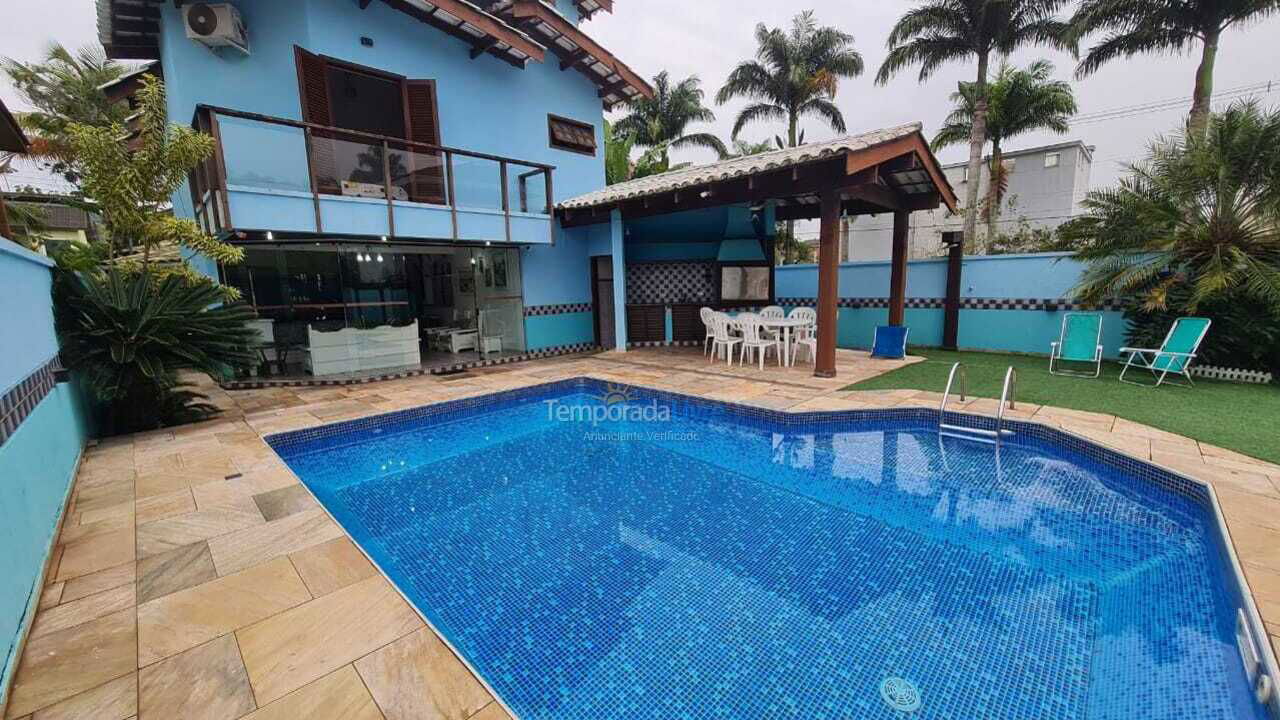 Casa para alquiler de vacaciones em Guarujá (Praia do Pernambuco)