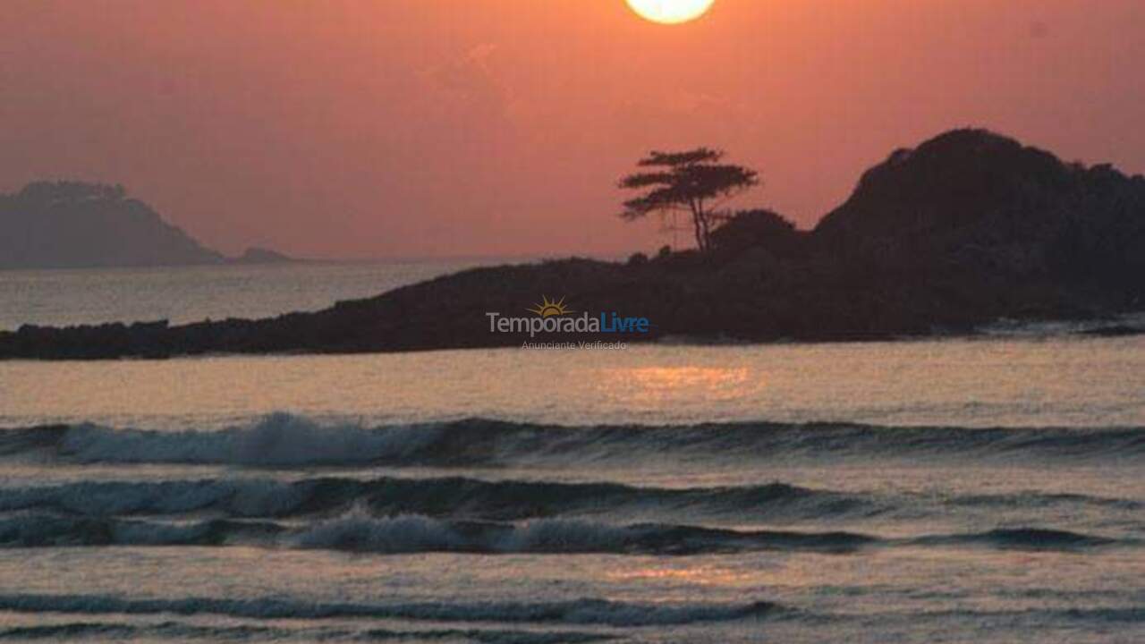 Apartment for vacation rental in Guarujá (Pitangueiras)