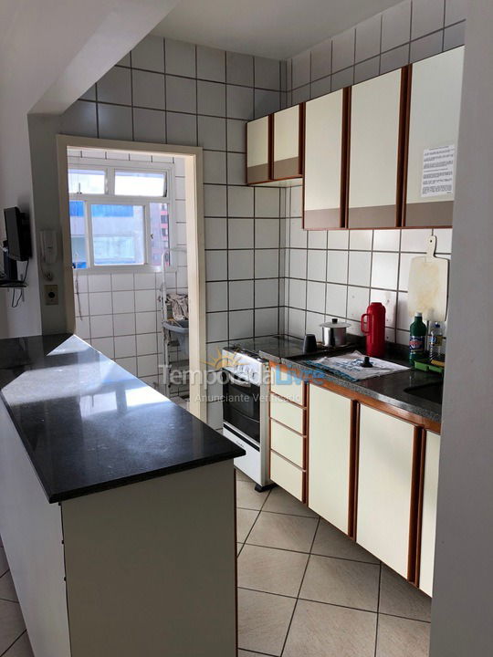 Apartamento para aluguel de temporada em Vila Velha (Praia da Costa)