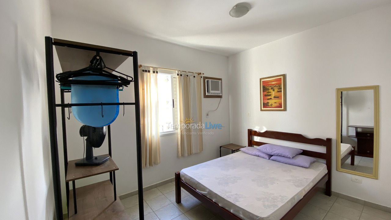 Apartment for vacation rental in Ubatuba (Centro)