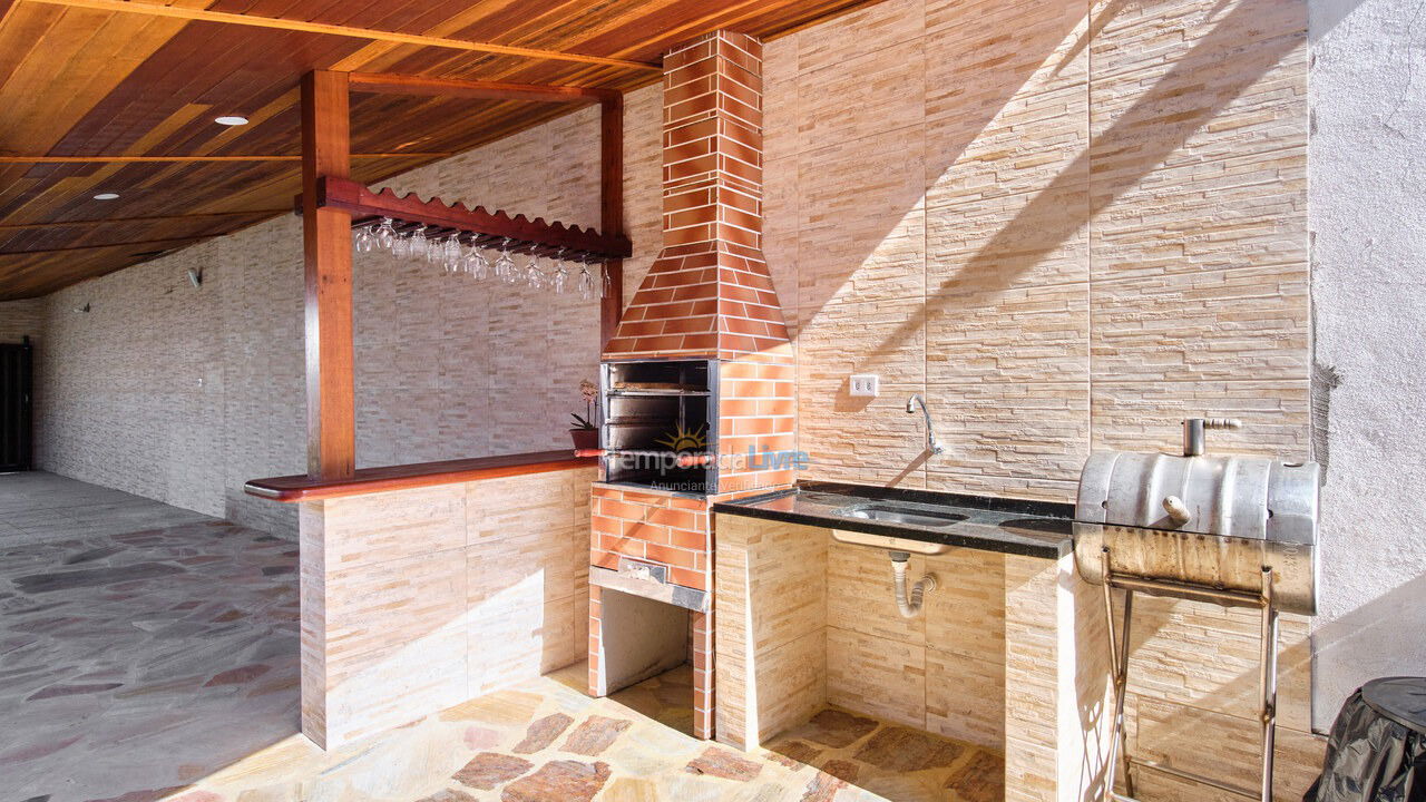 Casa para alquiler de vacaciones em Paraty (Bairro Parque dom Pedro)