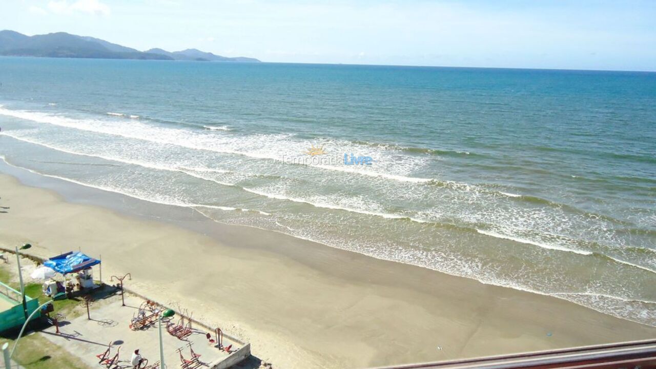 Apartment for vacation rental in Itapema (Meia Praia)