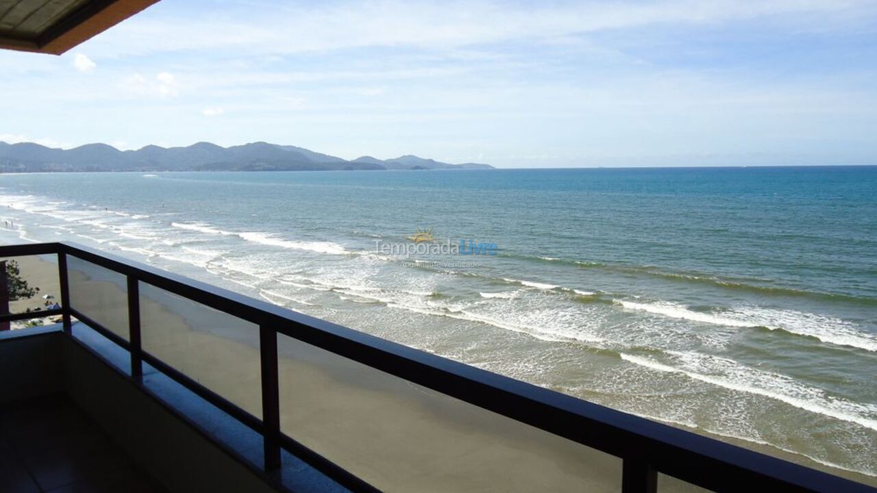 Apartment for vacation rental in Itapema (Meia Praia)
