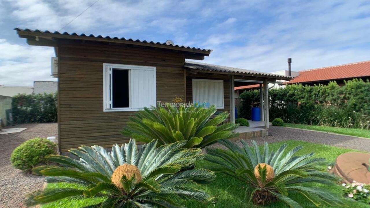 House for vacation rental in Xangri Lá (Atlântida)