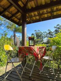 Varanda/casa 2 /espaço externo para café