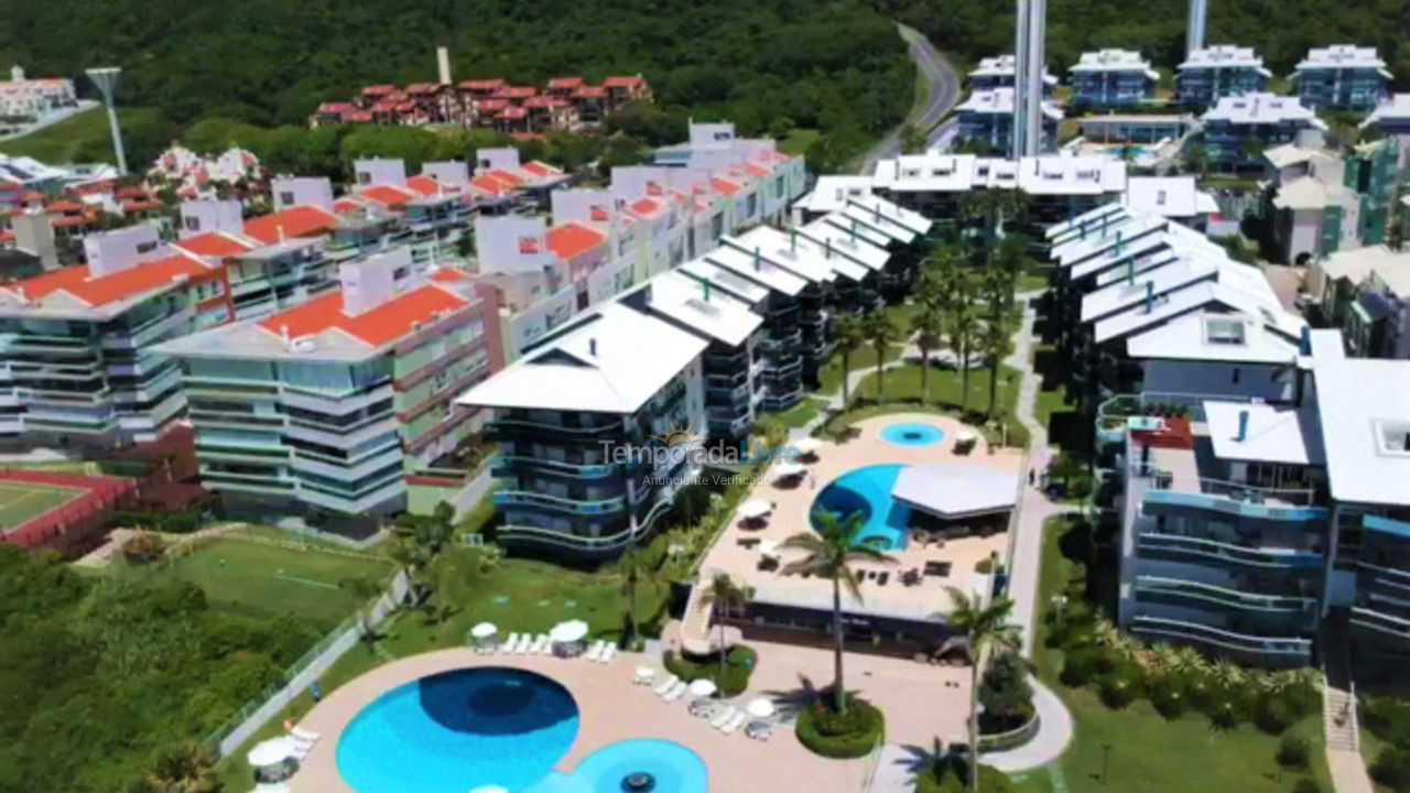 Apartamento para aluguel de temporada em Florianópolis (Praia Brava)