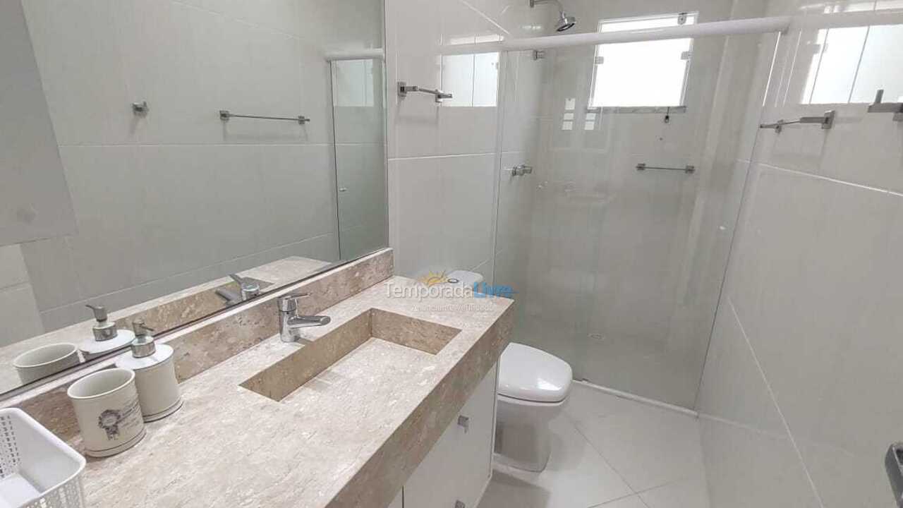 Apartamento para alquiler de vacaciones em Bombinhas (Praia de Bombas)