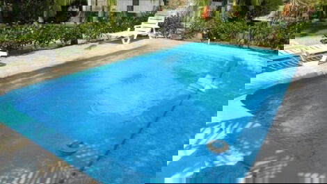 Casa com Piscina na Praia de Ponta das Canas