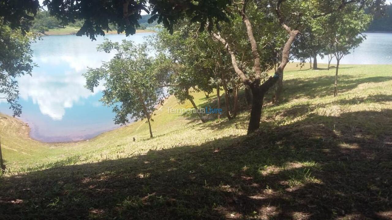 Chácara / sítio para aluguel de temporada em Alexânia (Condomínio Parque do Corumbá)