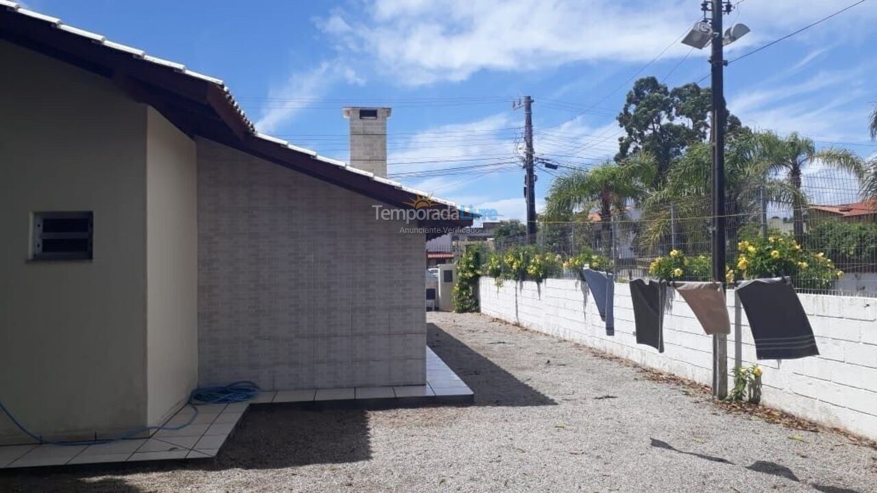 Casa para alquiler de vacaciones em Ingleses Norte (Santa Catarina)