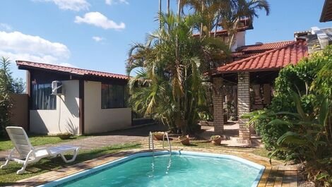 Casa para alquilar en Rio Tavares - Santa Catarina