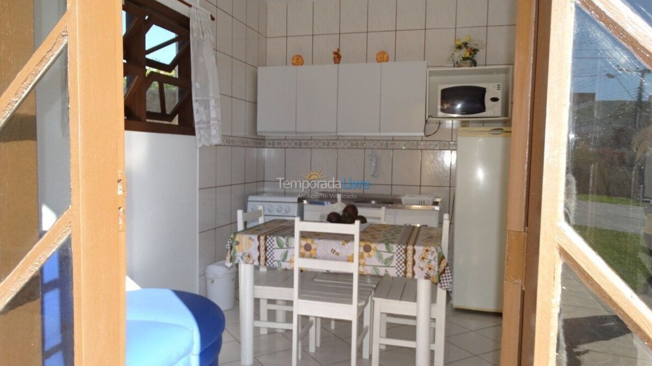 Casa para aluguel de temporada em Ingleses do Rio Vermelho (Santa Catarina)