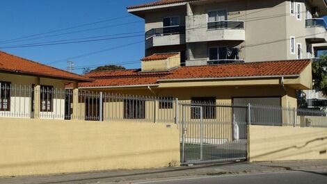 House 2 bedrooms - 600m from the sea in the English (05)