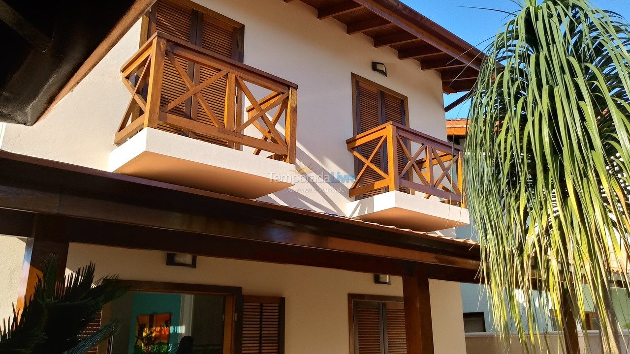House for vacation rental in Caraguatatuba (Praia Capricórnio)