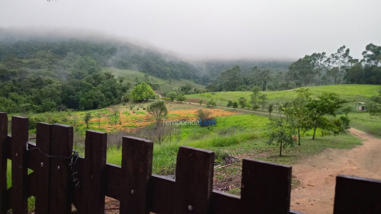 Ranch for vacation rental in São Roque (Canguera)