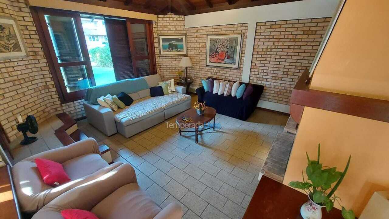 House for vacation rental in Florianopolis (Jurerê Internacional)