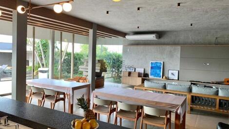 Sala de jantar e sala de estar