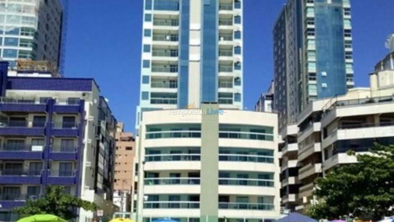 Apartamento para aluguel de temporada em Itapema (Meia Praia)