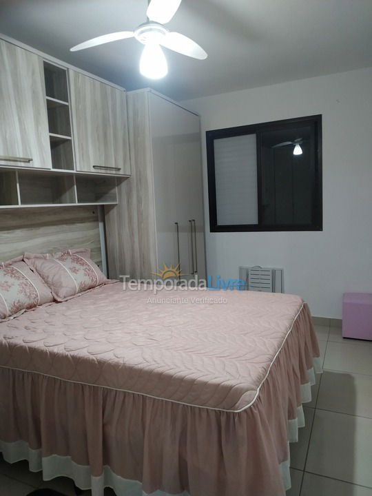 Apartamento para aluguel de temporada em Guarujá (Enseada)