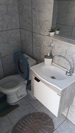 Banheiro externo para uma melhor comodidade 