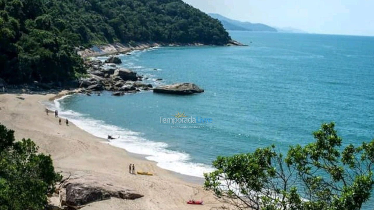 Apartment for vacation rental in Caraguatatuba (Martim de Sá)